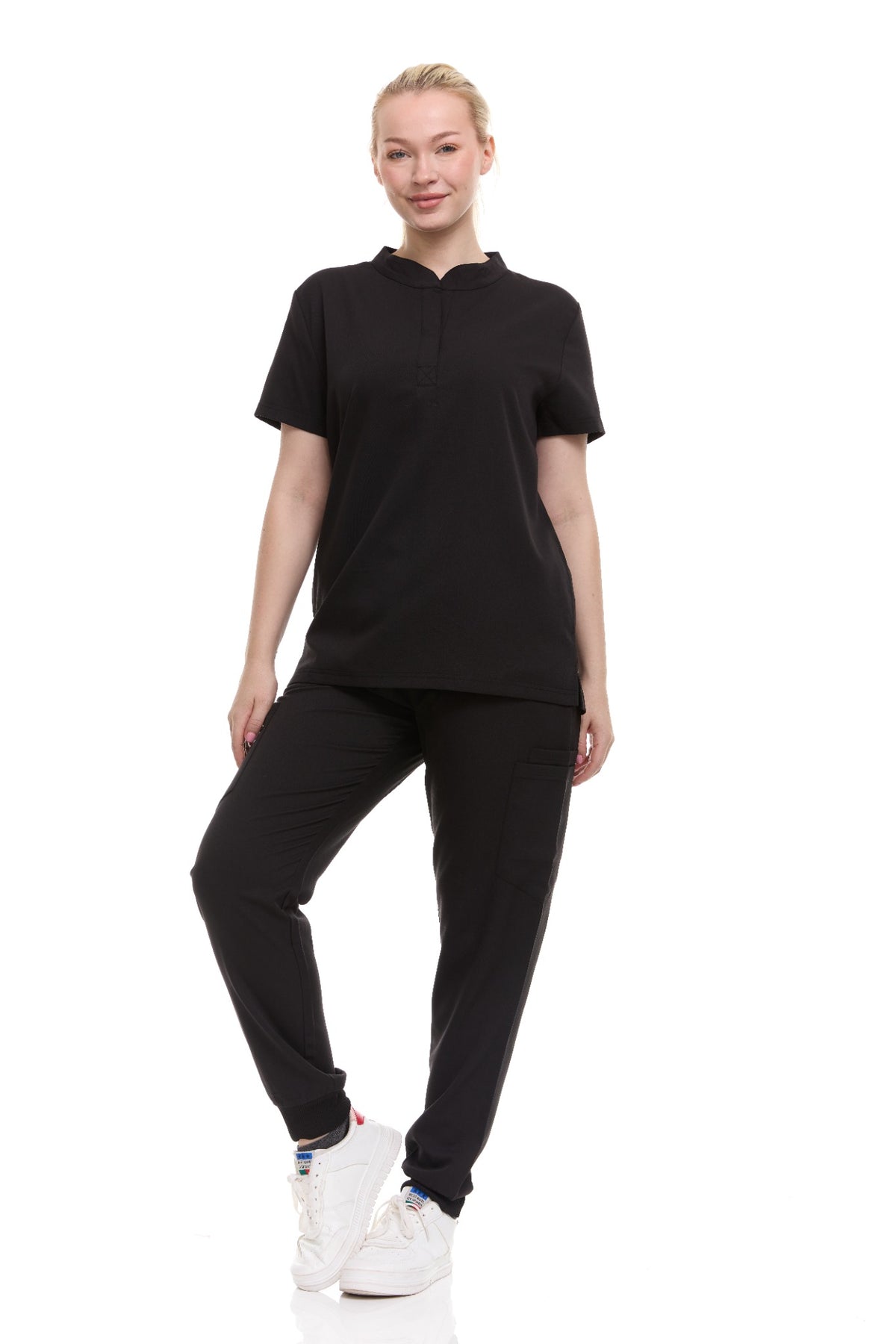 HEAL + WEAR Women's Jogger Scrub Pants With Cargo Pockets