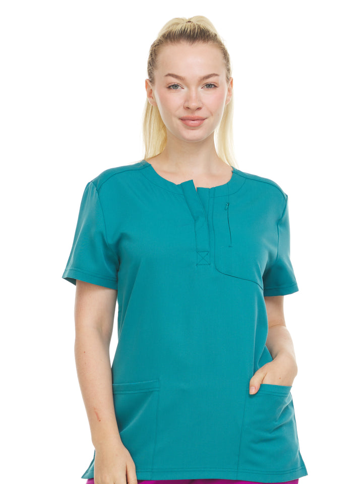 HEAL+WEAR Women’s Stretch Scrub Top - Moisture-Wicking